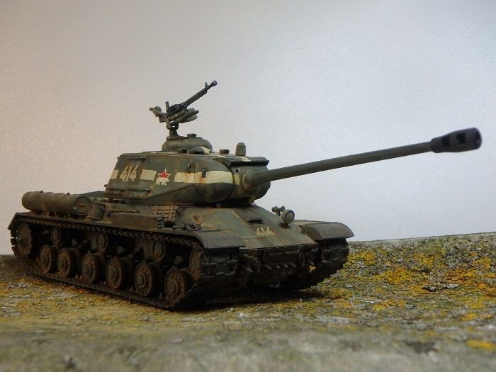 Char JS-2 au 1:48 de chez Hobby Master (par Marc H.)