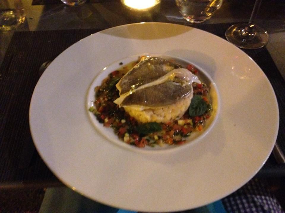 En dévers et contre tout (13) le cabanon à Ajacciu c’est le fin manger, où le chapon est aussi un poisson… fraîcheur sur toute la ligne…