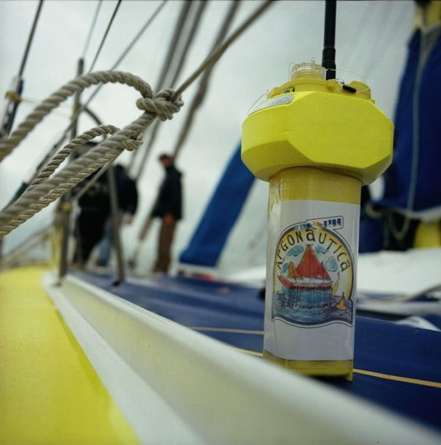 Argonautica - Balise MAR YI - CNES - CLS - Argos - Vendée Globe - 2016 - CSTI - sciences à l'école - éducation