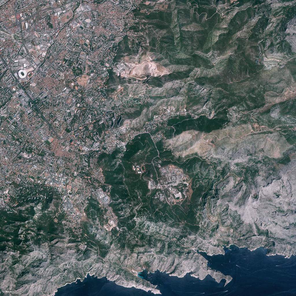 Venµs - Venus - Premières images - first images - satellite - Marseille - Vieux port - OM - Earth observation - Télédétection - CNES