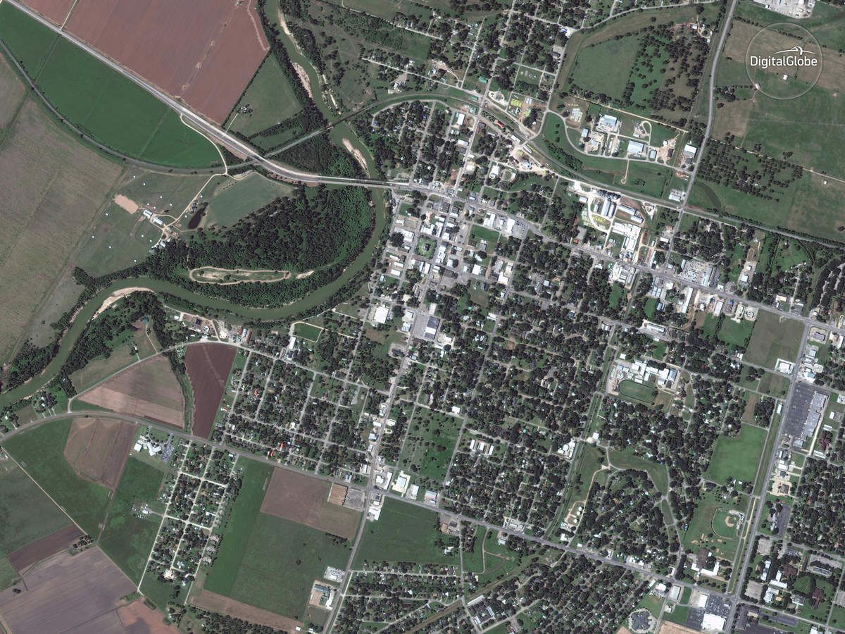Harvey - Inondations - Floods - Texas - Digital Globe - satellite - Digital Globe - Wharton - Houston - Before-After - Avant-Après