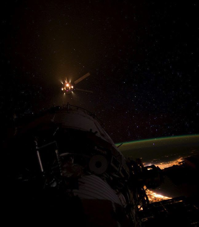 ATV-3 - Edoardo Amaldi - Don Pettit - Docking - amarrage - Quiz Un autre regard sur la Terre - Mars 2012 - NASA - ESA - Airbus