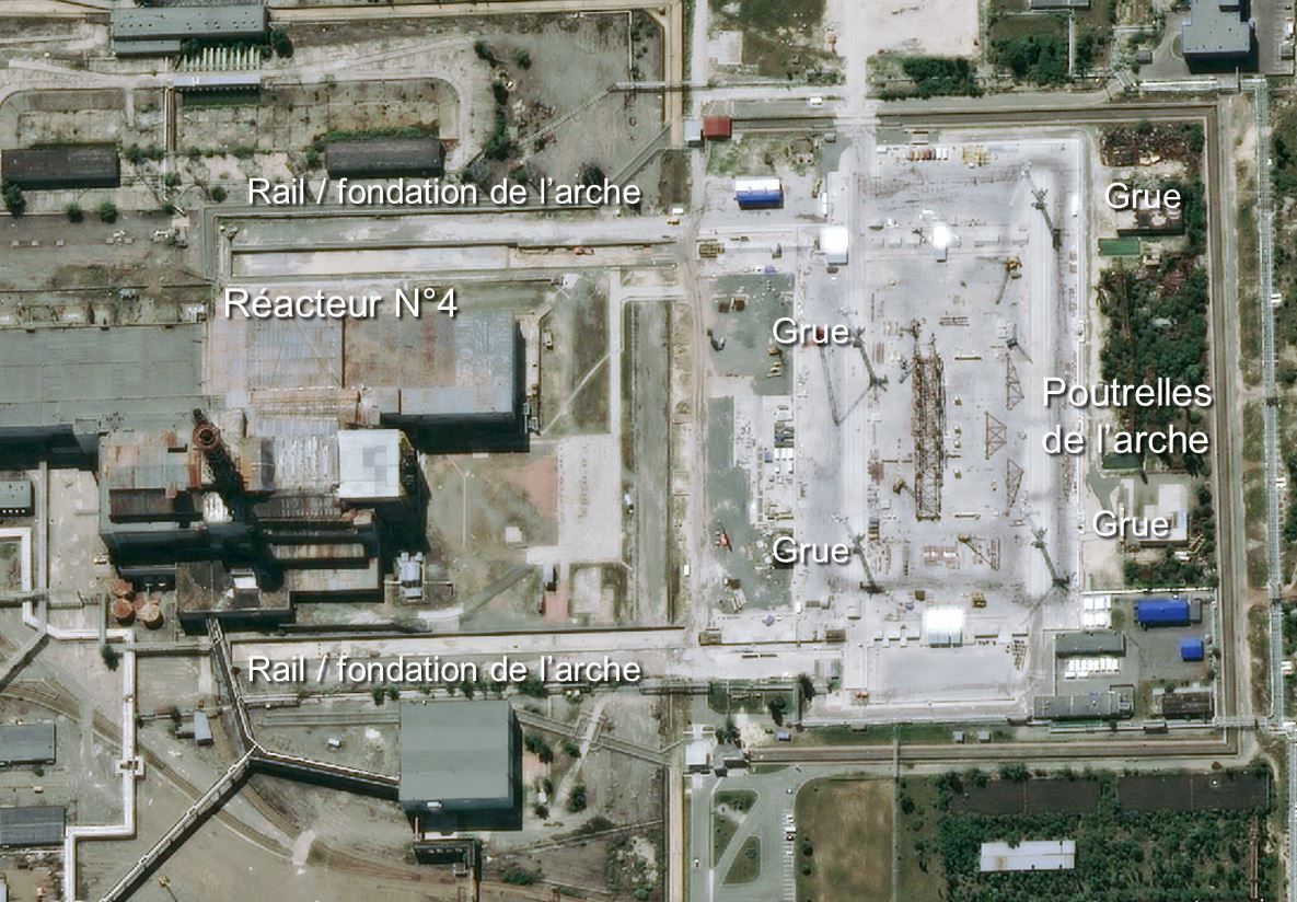Tchernobyl - satellite Kompsat-2 - Chantier de l'arche - 22 juillet 2007 - KARI - Image annotée - catastrophe nucléaire