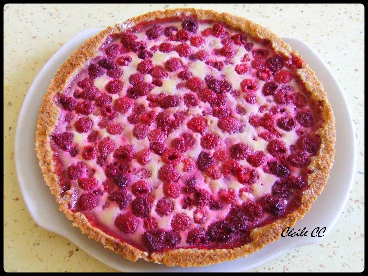 Tarte pâte sablée à la noisette et framboises