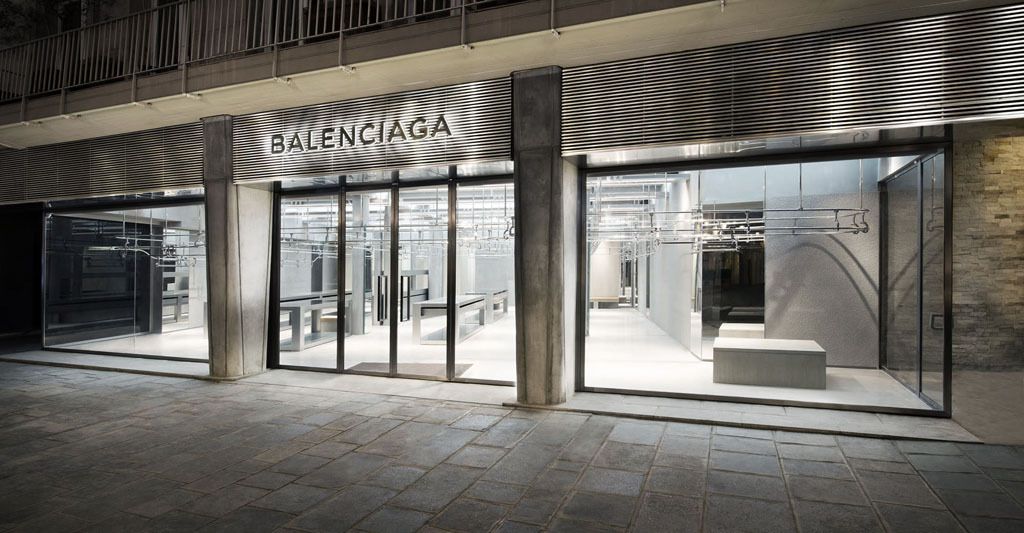 REOPENING / BALENCIAGA SAINT HONORÉ STORE IN PARIS - Youngster