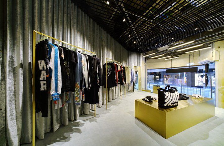 OFF--- WHITE / FLAGSHIP STORE IN HONGKONG - Arc Street Journal