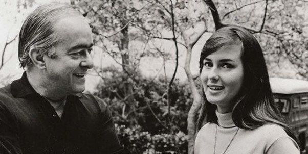 Vicinus de Moraes en compagnie de Heloisa Pinheiro vers la fin des années 1960/début des années 1970.