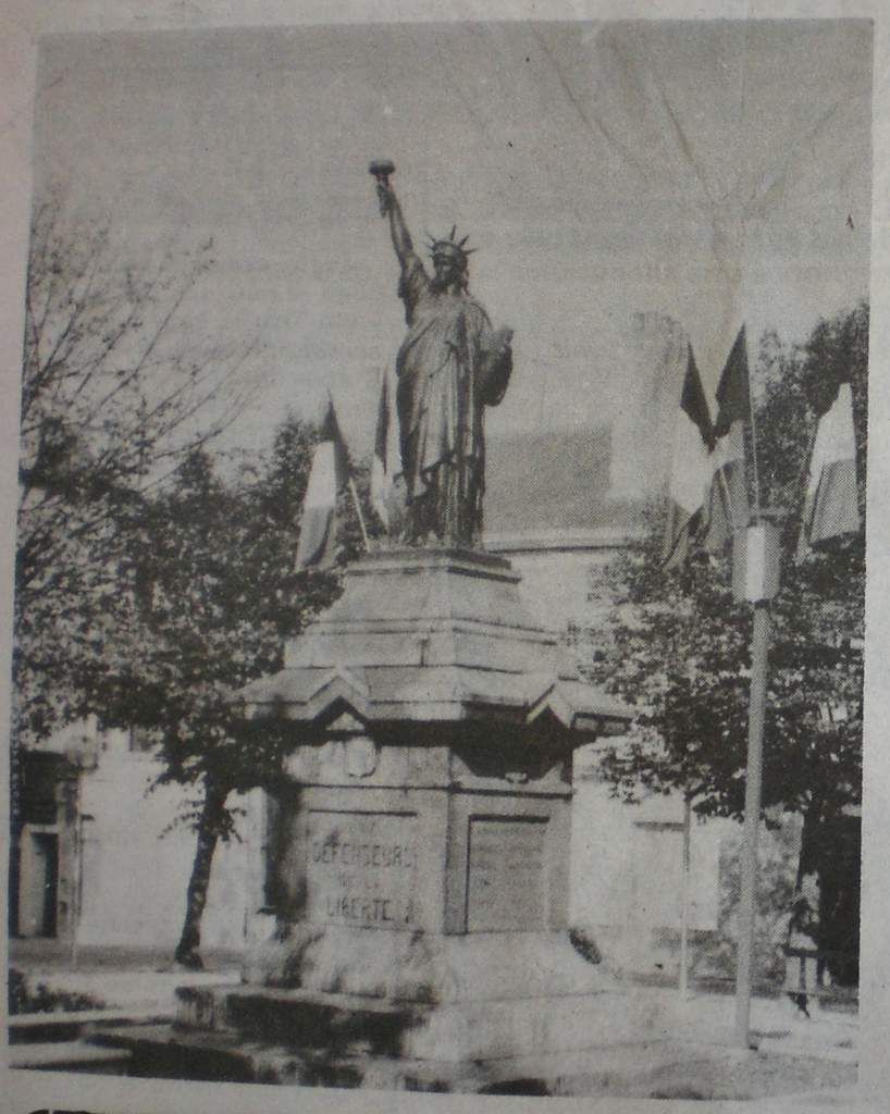 La Statue de la Liberté de Poitiers a été inaugurée le 14 Juillet 1903.