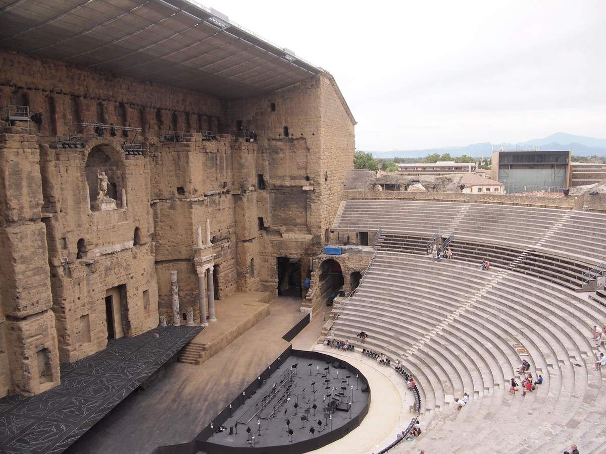 Une brève visite du théâtre antique d'Orange