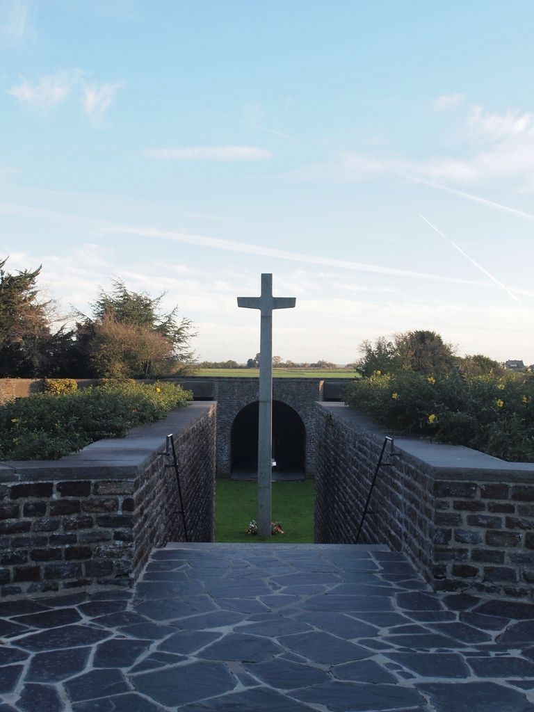 Le cimetière militaire allemand de Huisnes-sur-Mer