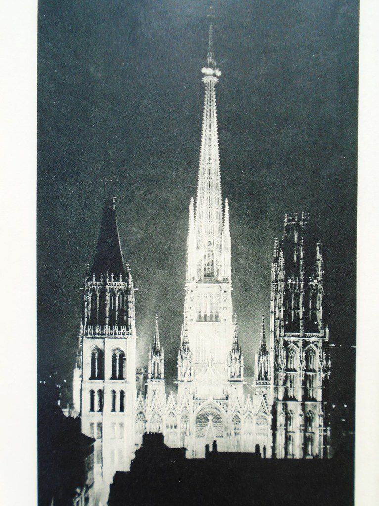 La Cathédrale et la rue de la Grosse Horloge, L'Illustration n°4605, 6 juin 1931, Cl. Elisabeth Poulain