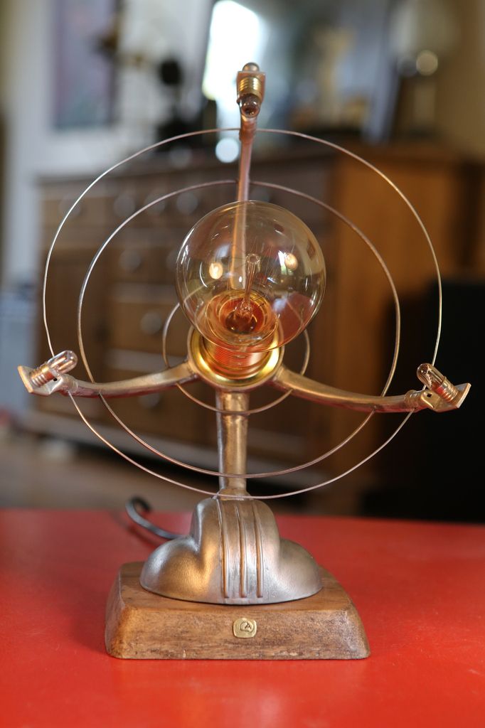 Création unique lampe récup upcycling à partir d'un ancien ventilateur vintage Art déco, esprit Steampunk