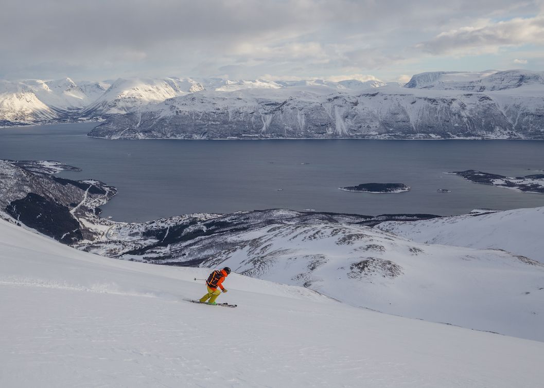 Descente du Rørnestinden