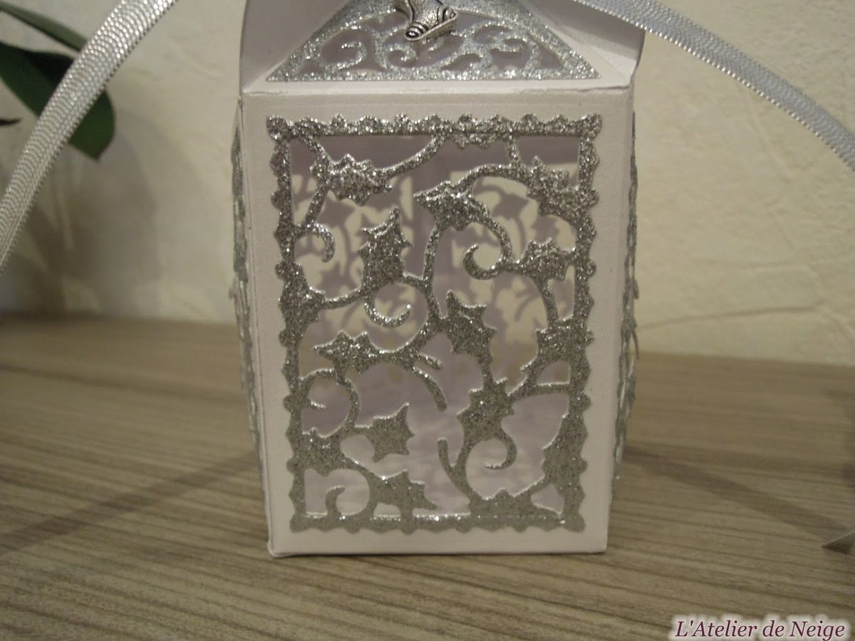 248 - Boîtes à Chocolats Brigitte et Jean-Pierre Noël 2017