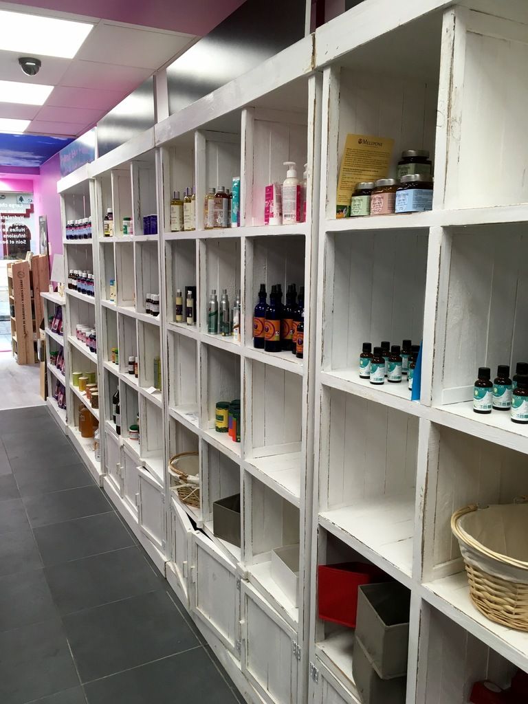 Une nouvelle boutique d'huiles essentielles de petits producteurs à Paris -  Princesse au petit pois