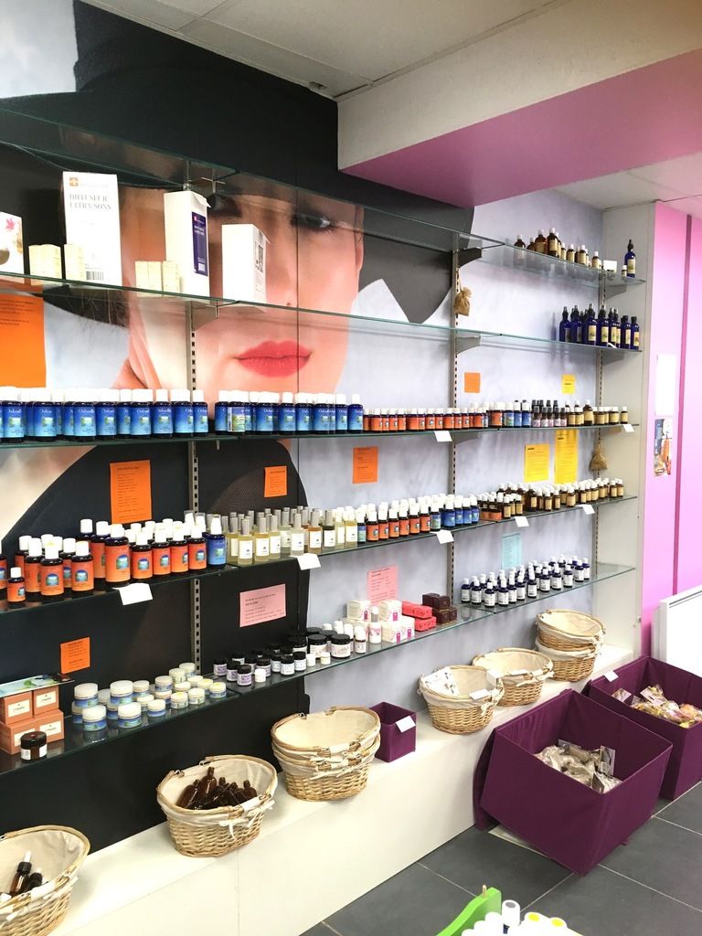 Une nouvelle boutique d'huiles essentielles de petits producteurs à Paris -  Princesse au petit pois