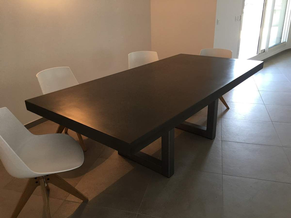Table béton befup ductal pied acier