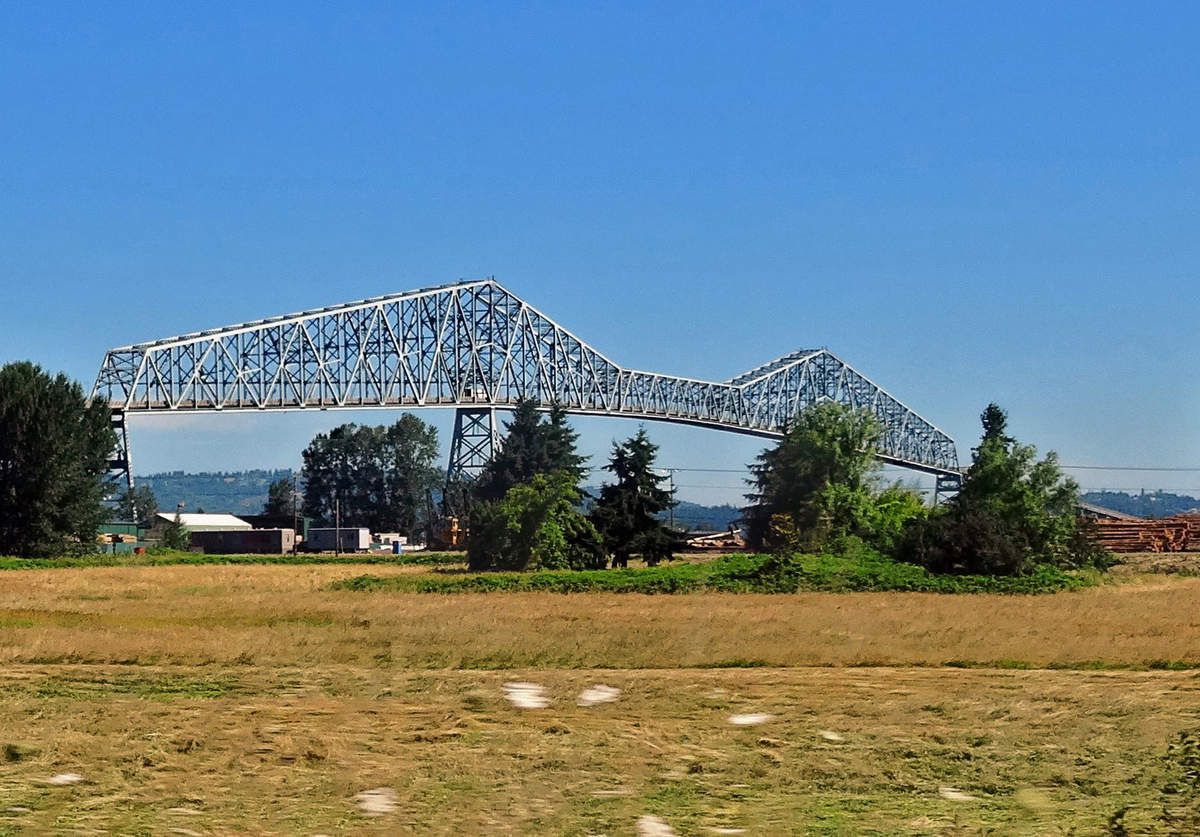 Pont sur rivière Columbia