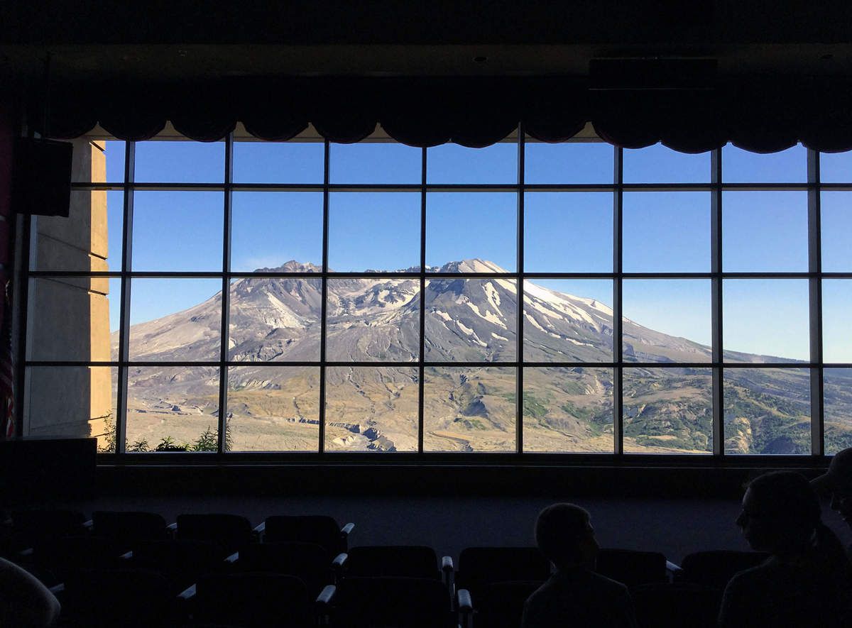 Mont St Helens Visitor Center Johnston Ridge