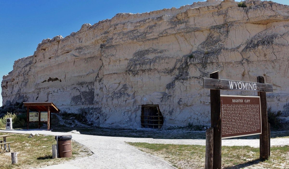 Register Cliff Historic Site