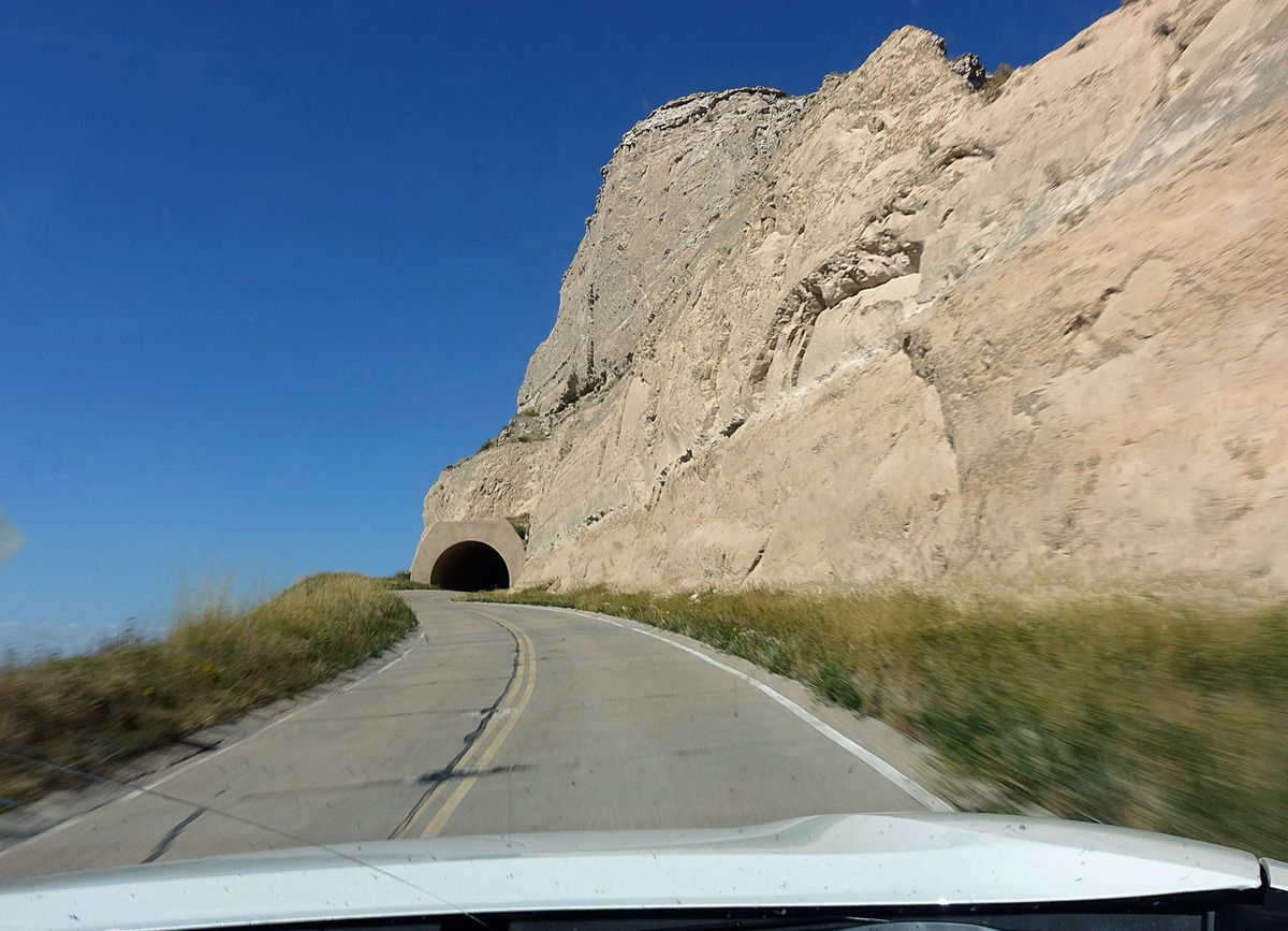 Scotts Bluff Summit road