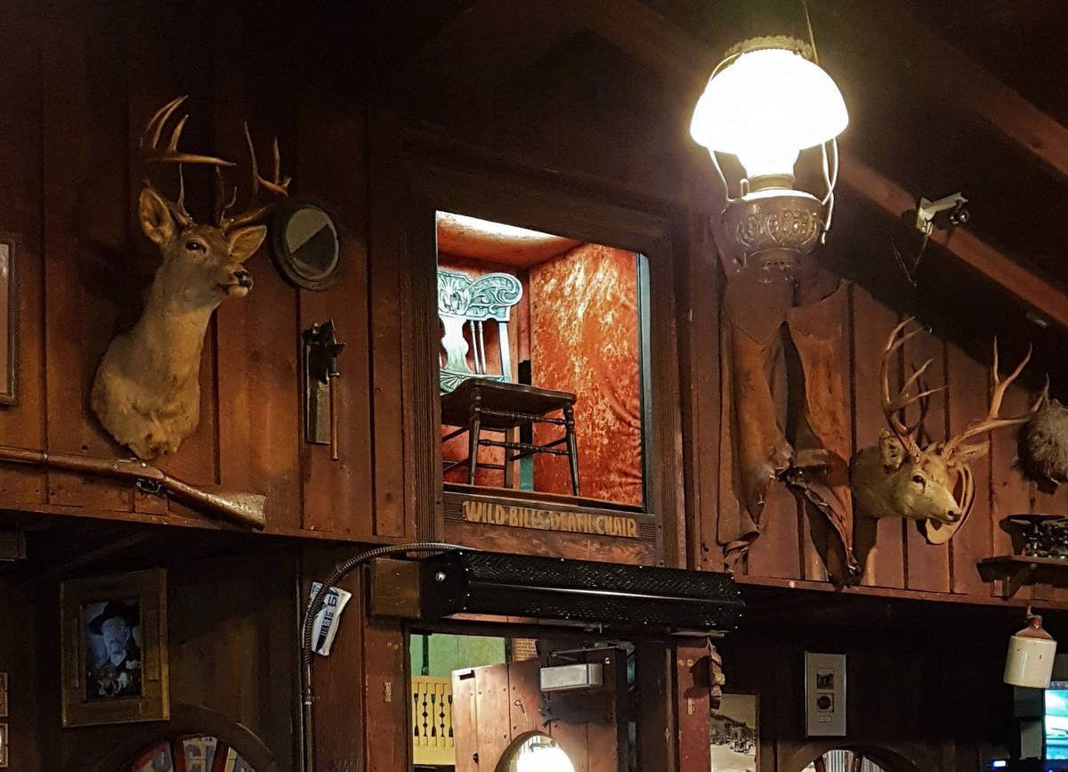 Deadwood Old Style Saloon n°10 Wild Bill chair