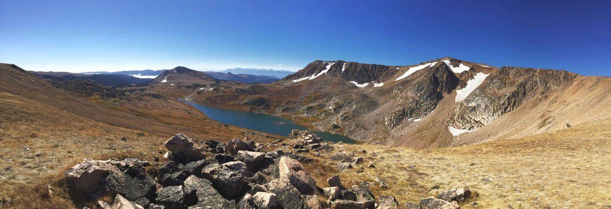 Beartooth Scenic Byway Gardner Lake pano