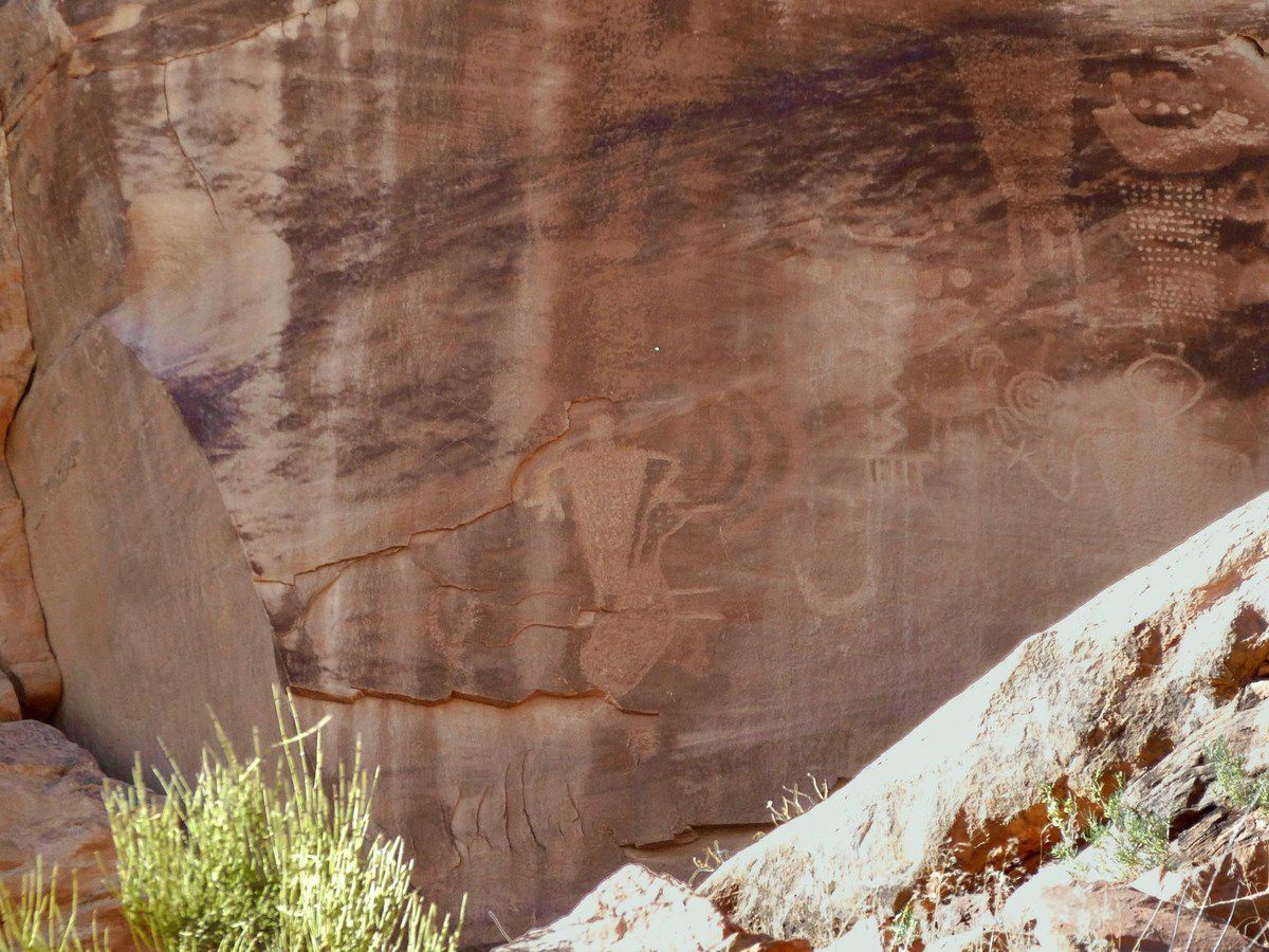 Dinosaur Quarry Petroglyphes