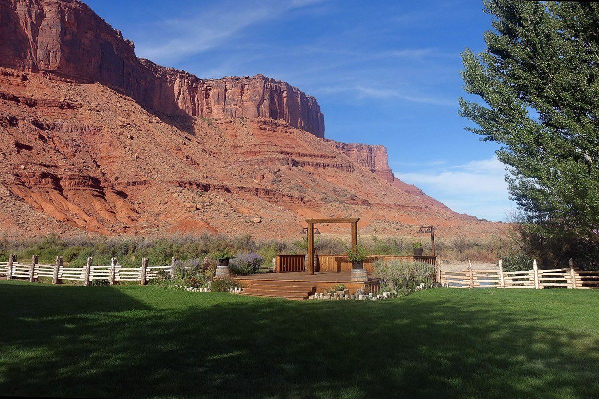 Red Cliffs Lodge