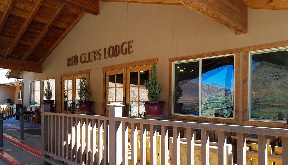 Red Cliffs Lodge