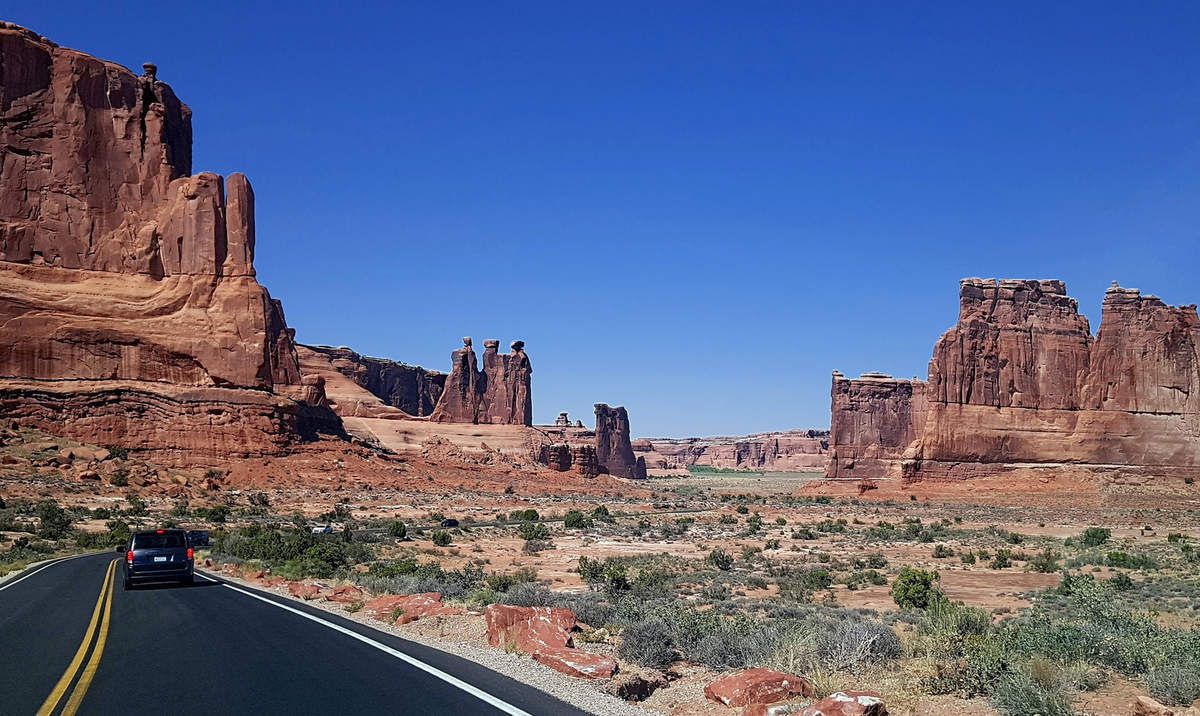 Arches Park Couthouse Towers