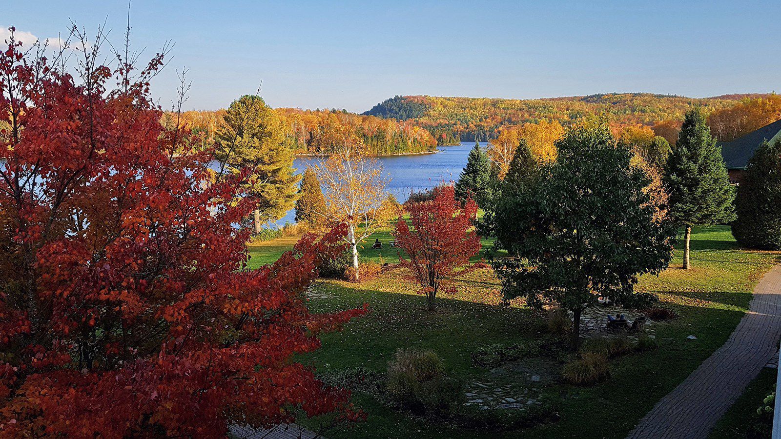 Auberge Lac à l'Eau Claire