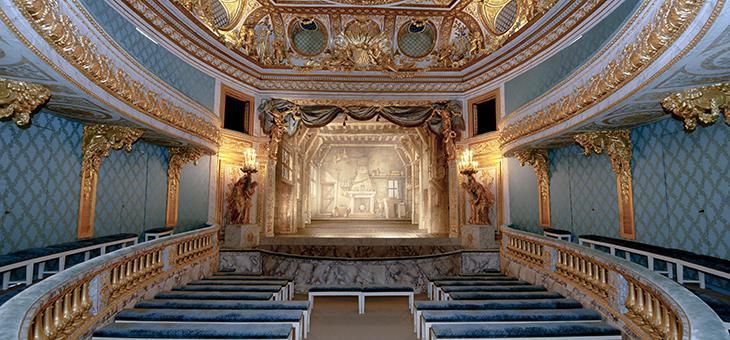 11 avril 1782: Le Petit Théâtre de Marie-Antoinette Ob_c98add_800px-la-bastille-20060809