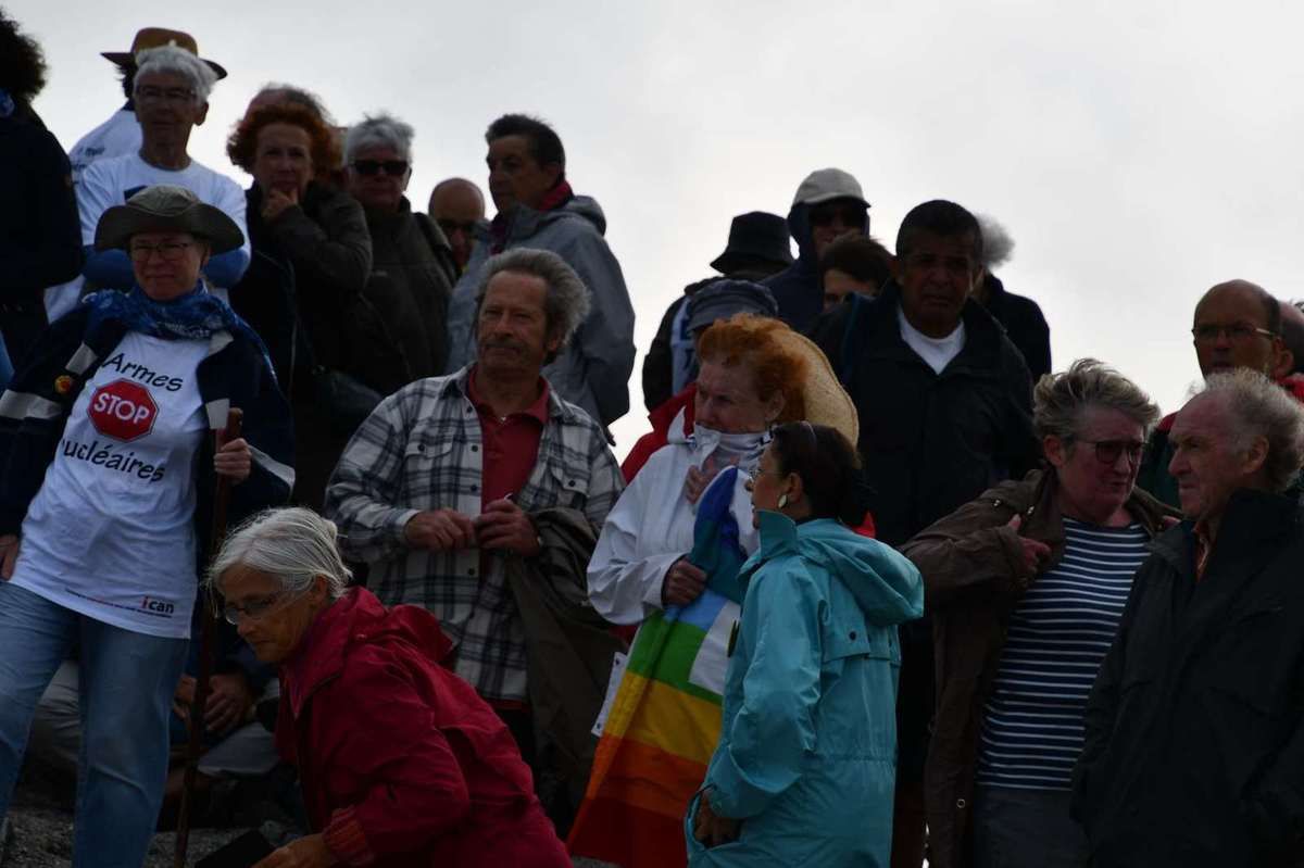 Le jour anniversaire de la destruction de Hiroshima, rassemblement pour l'interdiction des armes nucléaires au Menez Hom le 6 août 2019 à l'initiative du Comité pour l'interdiction des armes nucléaires finistérien (CIAN 29) - reportage photo de Daniel Laporte