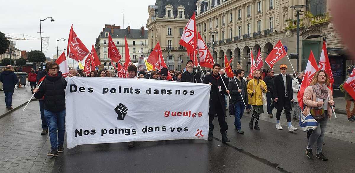 Le cortège du MJCF à Rennes: 25 000 manifestants, plus que le 5 décembre 