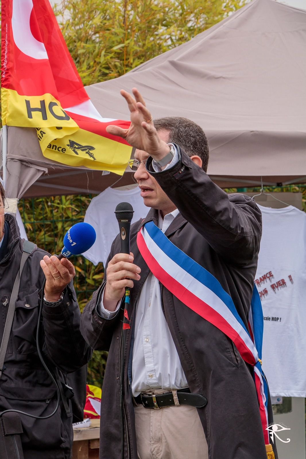 Photo de Rodolphe Thirard - discours de soutien aux salariés de Hop! du maire de Morlaix, Jean-Paul Vermot