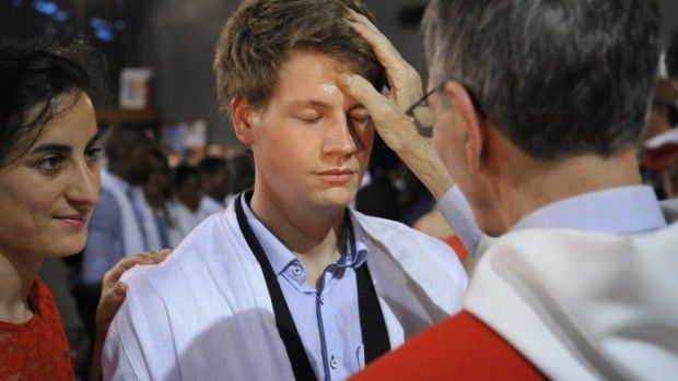 Chrismation : sois marqué du St Esprit, le don de Dieu