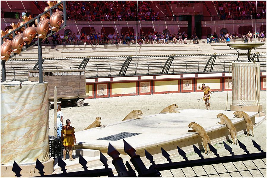 Le Puy du Fou - le stadium Gallo-Romain 