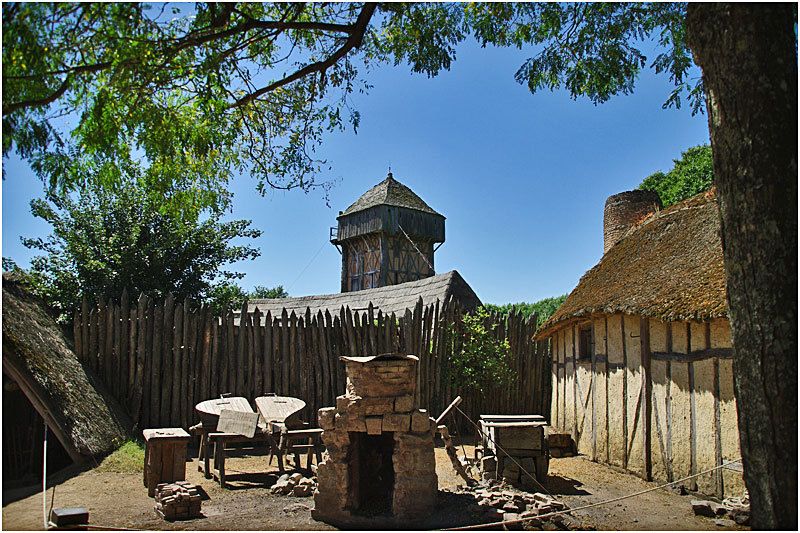 Le Puy du Fou - août 2013 - la cité médiévale