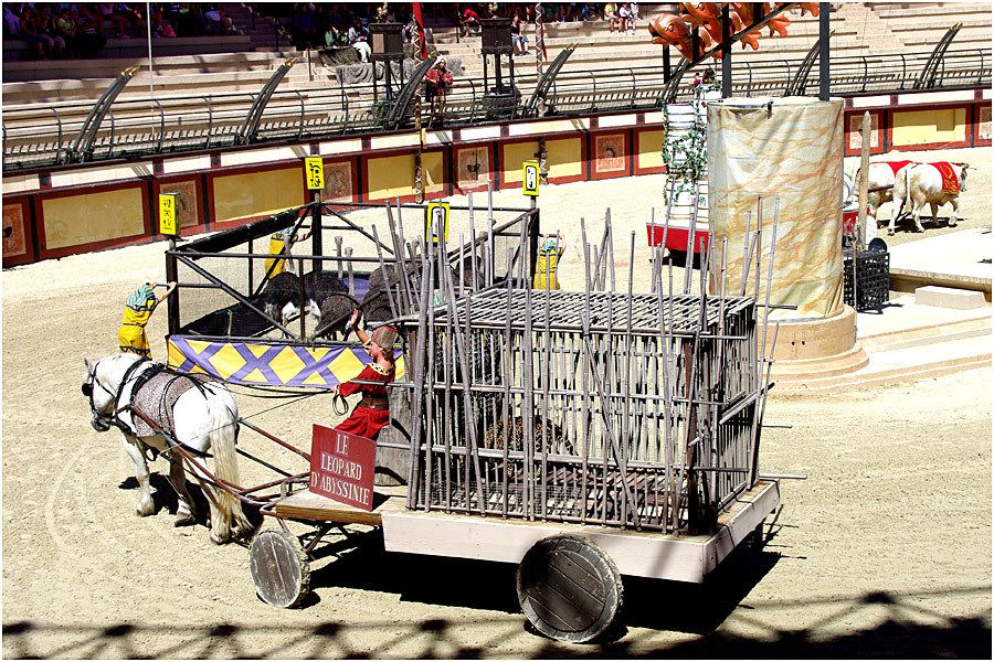 Le Puy du Fou - le stadium Gallo-Romain - les jeux du cirque