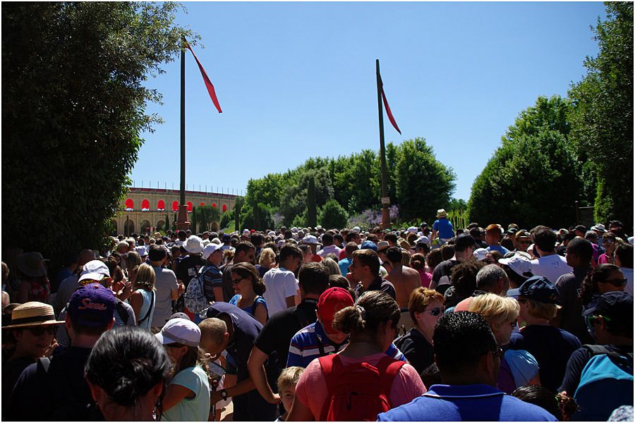 Le Puy du Fou - File d'attente devant le stadium Gallo-Romain