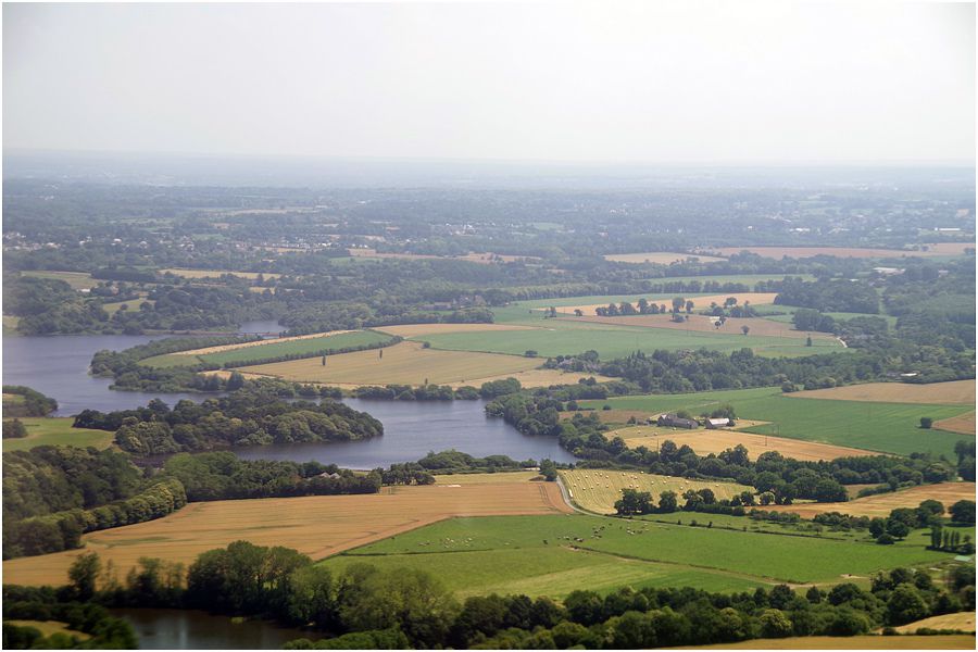 Survol de la côte d'émeraude - le Frémur et le barrage du Bois Joli