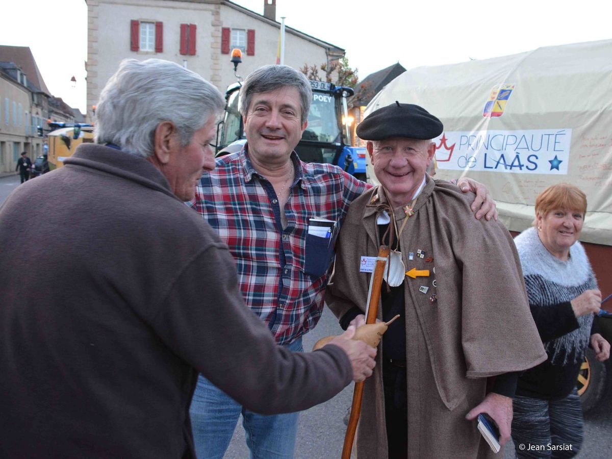 SAINT-JACQUES-de-COMPOSTELLE : LE RETOUR DE L'EXPEDITION DE JACQUES  PEDEHONTAA - Ce pays des gaves où il fait si bon vivre