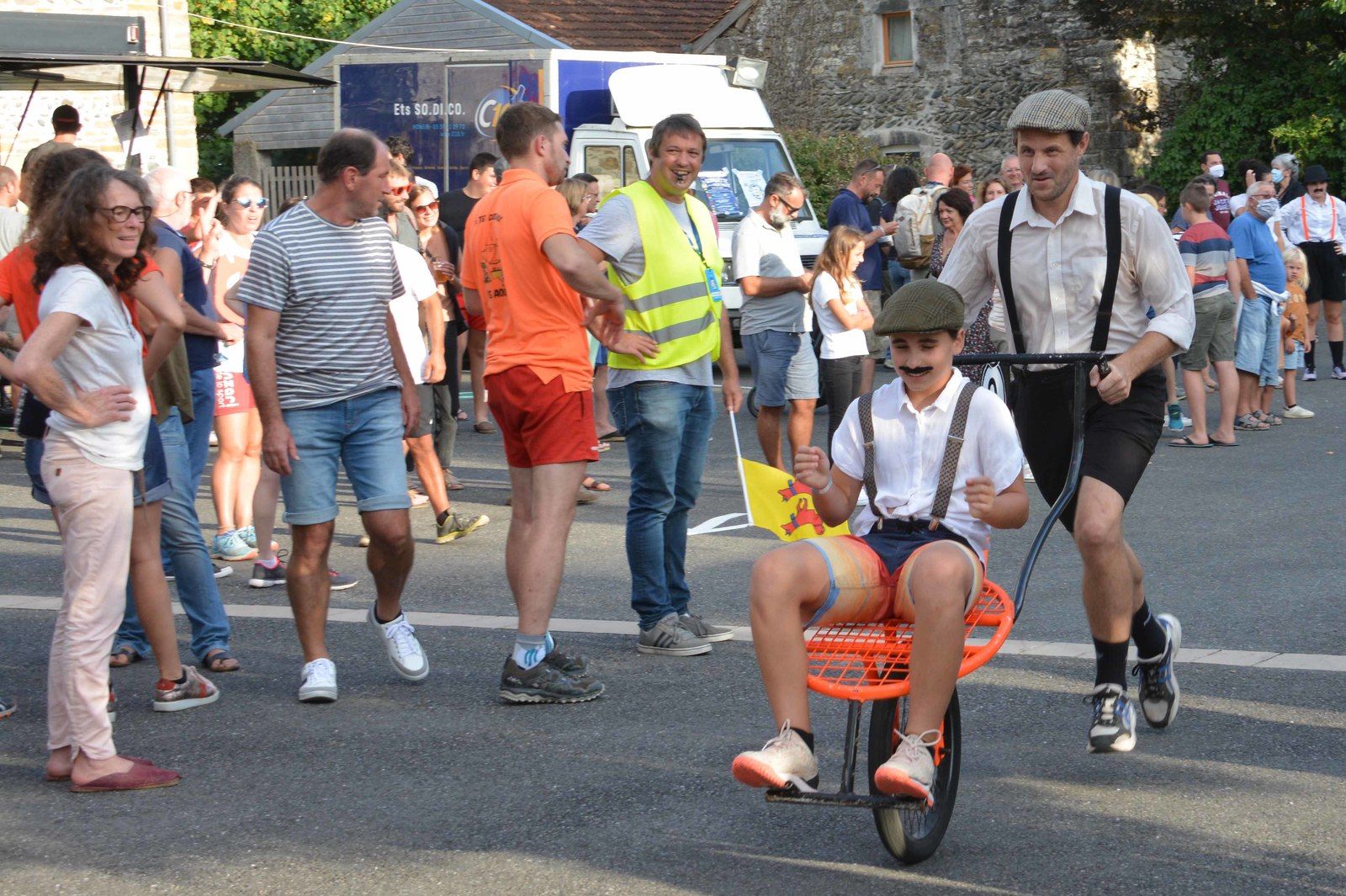 LAAS : Des BROUETTES de BONNE HUMEUR et de FANTAISIE