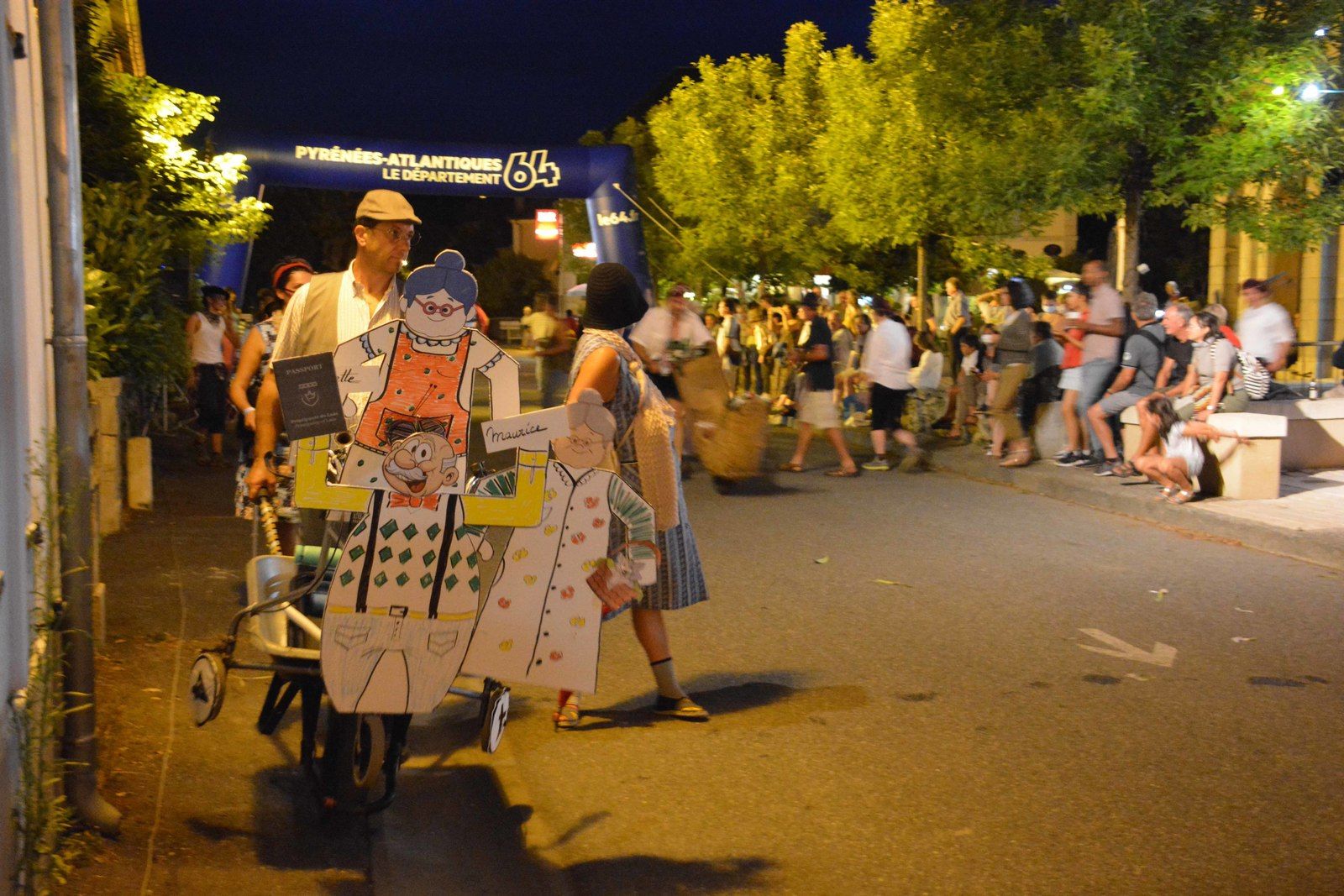 LAAS : Des BROUETTES de BONNE HUMEUR et de FANTAISIE