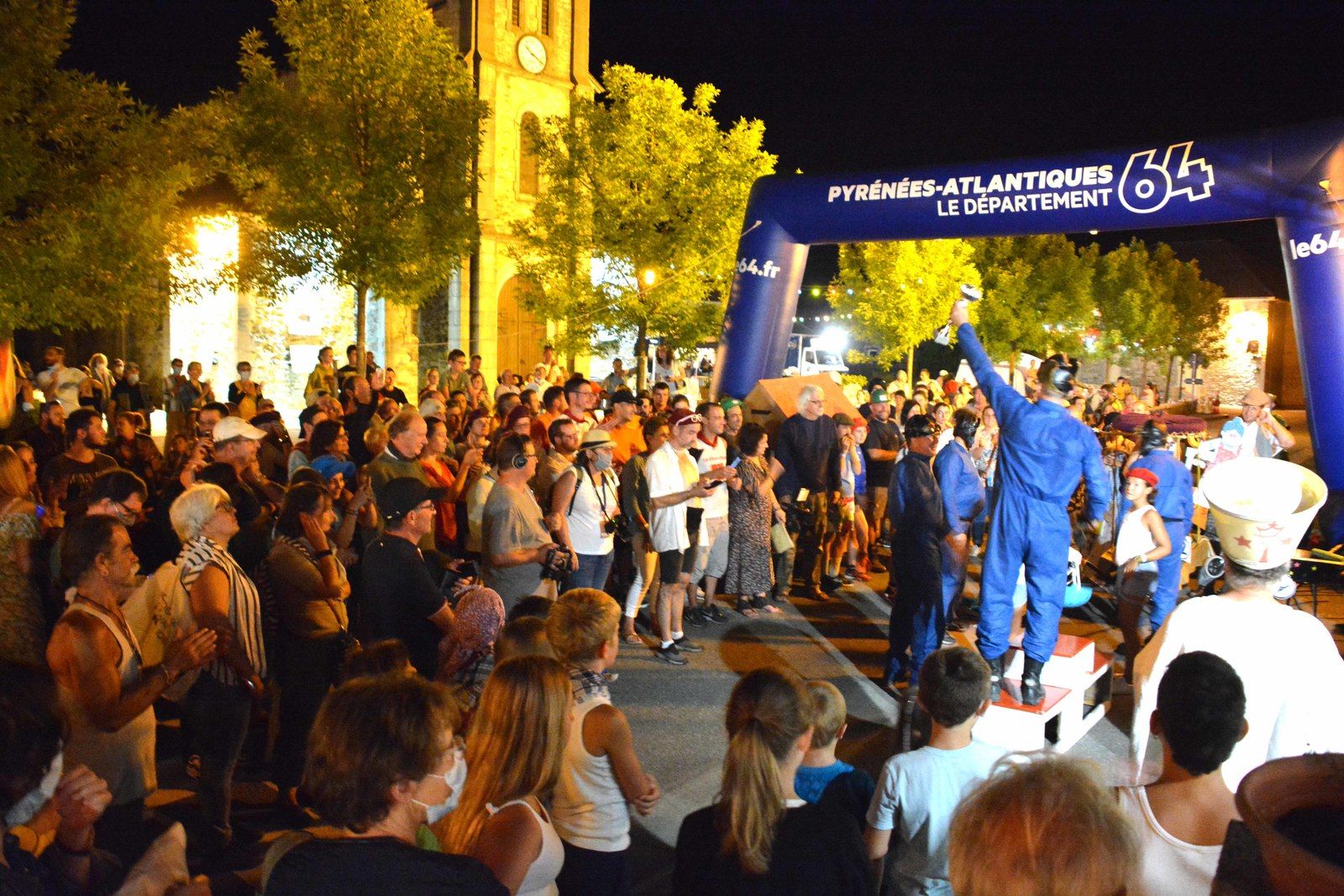 LAAS : Des BROUETTES de BONNE HUMEUR et de FANTAISIE