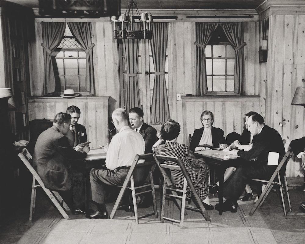 Membres des AA à New York dans les années 30. Sources : archives publiques