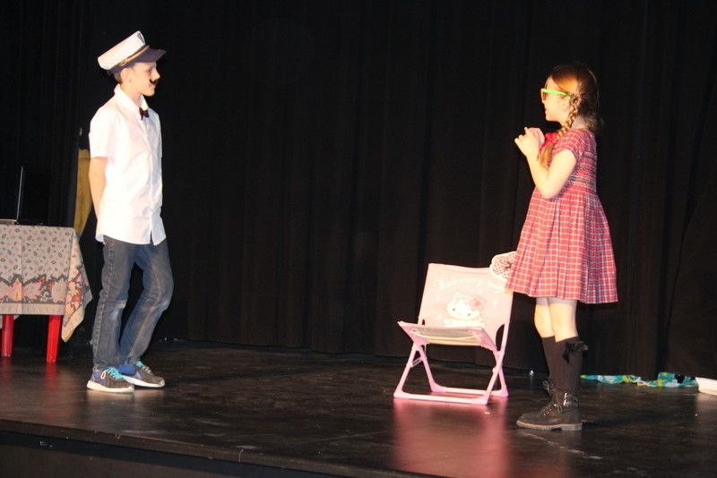 Album 18/19_mai_Théâtre des CE2