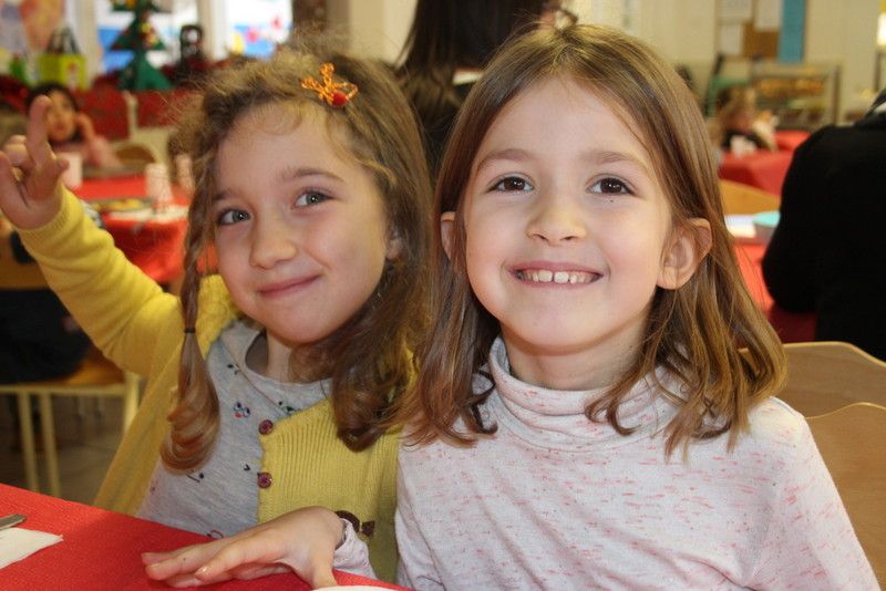 Album 19/20_déc_Repas de Noël à la cantine🎄