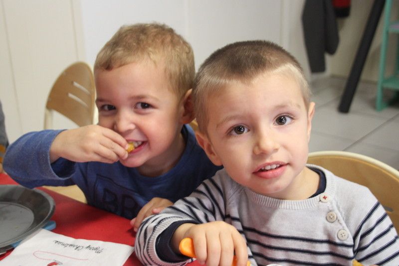 Album 19/20_déc_Repas de Noël à la cantine🎄